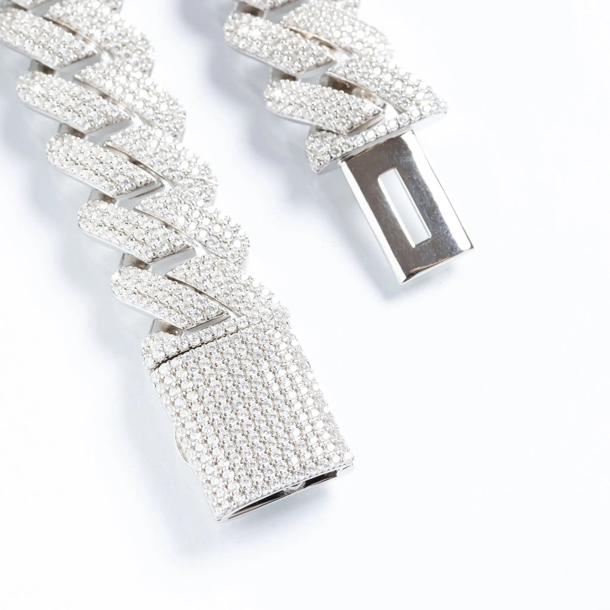 Tyresse 19mm Iced Prong Cuban Chain + Bracelet - White Gold